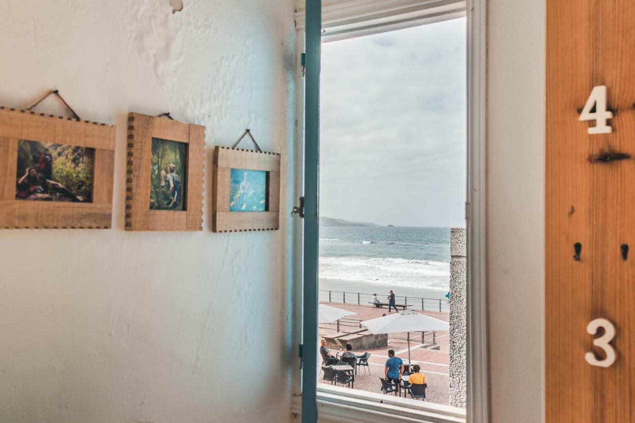 La Ventana Azul Surf Hostel ラスパルマス・デ・グランカナリア エクステリア 写真