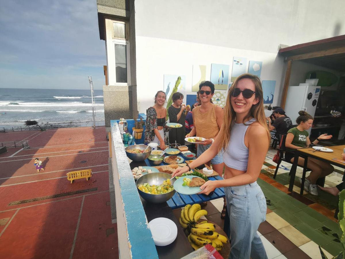 La Ventana Azul Surf Hostel ラスパルマス・デ・グランカナリア エクステリア 写真