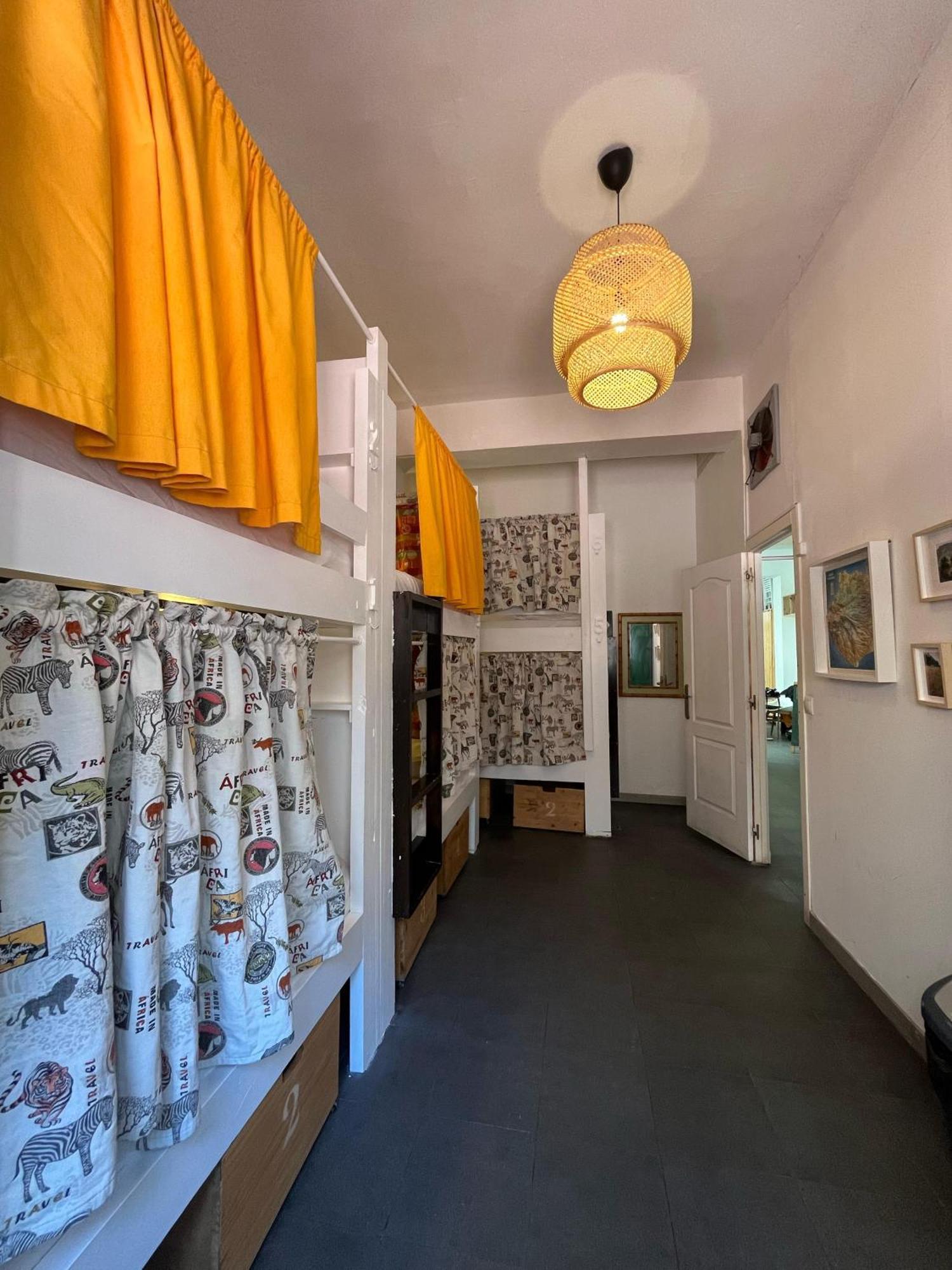 La Ventana Azul Surf Hostel ラスパルマス・デ・グランカナリア エクステリア 写真